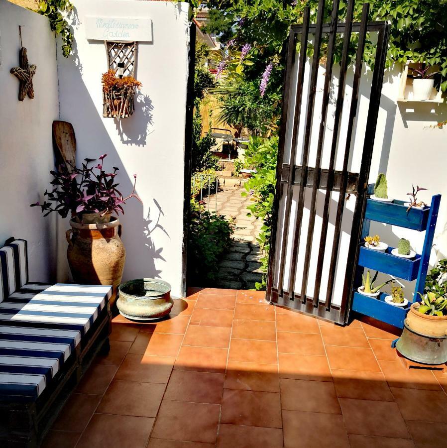 Ziella Portopalo Di Capo Passero